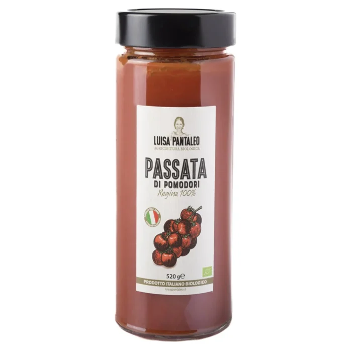 Passata-di-pomodori-Pantaleo